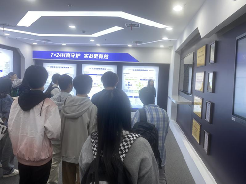 图片1 图片1