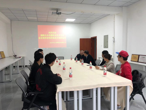 图片1 图片1