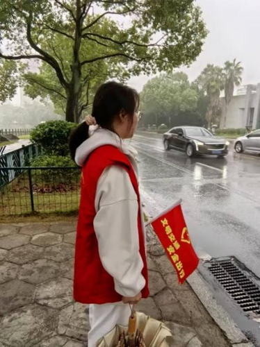 图片1 图片1